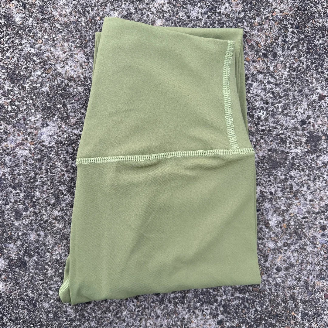 High-Waist Yoga Leggings with Back Pocket | Premium Athletic Training Pants