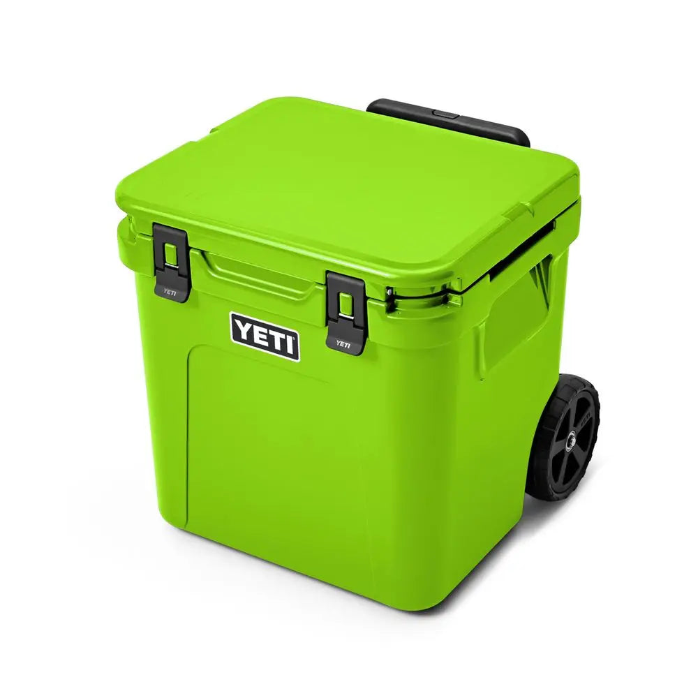 Roadie 48 Wheeled Cooler with Retractable Periscope Handle