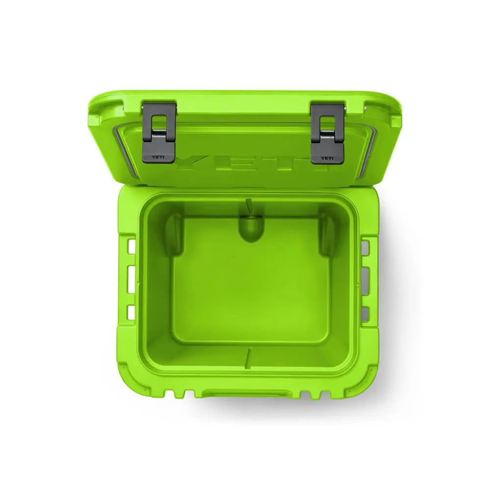 Roadie 48 Wheeled Cooler with Retractable Periscope Handle